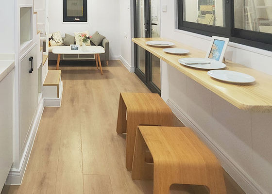 Casa prefabbricata su ruote con camera da letto e bagno pronta per la spedizione