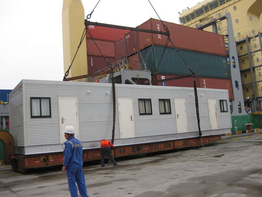 Case modulari prefabbricate progettate dall'architetto