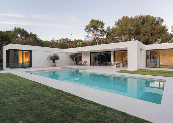 Casa prefabbricata per singola famiglia con piscina e kit di casa a telaio in acciaio leggero