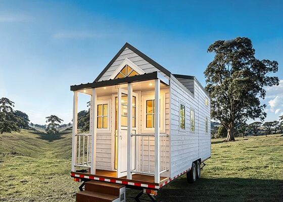 Camper prefabbricato Alanber Piccola casa su ruote con bagno